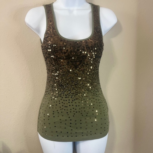 Express sexy basic green ribbed tank top with bronze sequins - Picture 1 of 6